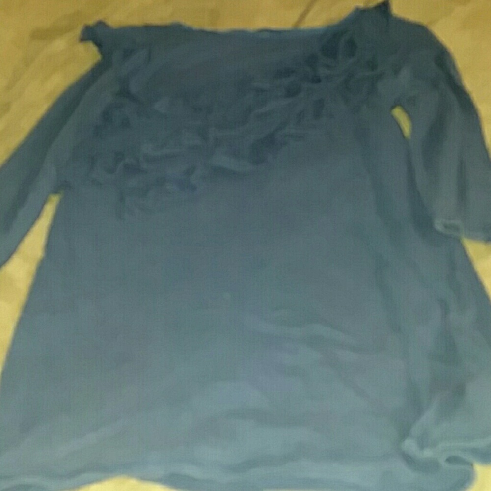 Long sleeve top